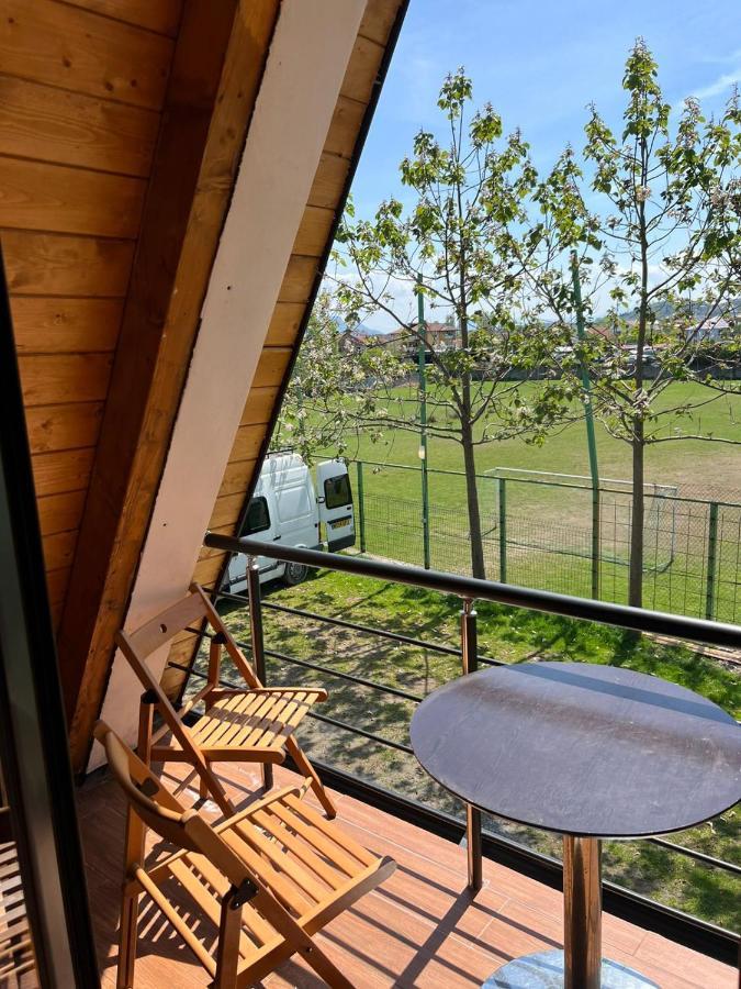 Windmill Shkodra Gesthouse Camping & Grill Bagian luar foto