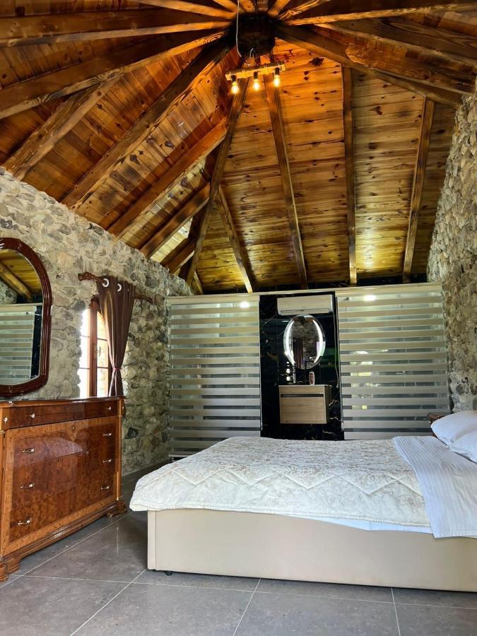 Windmill Shkodra Gesthouse Camping & Grill Bagian luar foto
